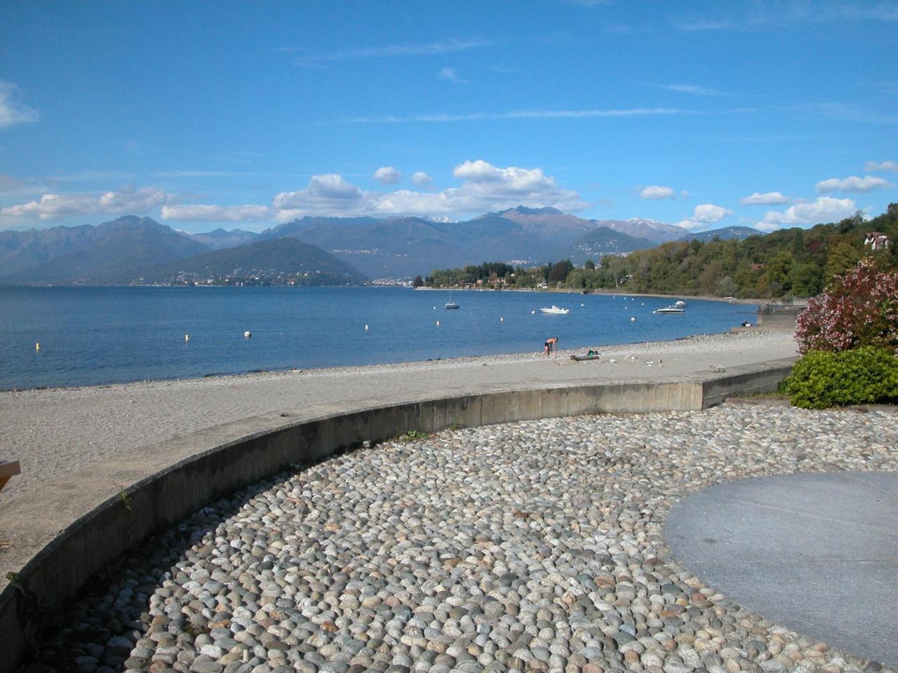 Villa Maria Lago Maggiore Reno Di Leggiuno Luaran gambar